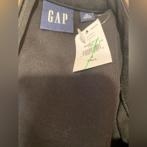 GAP Women’s Pocket Dress – Black, Size 8 Tall - Picture 5 of 5